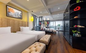 Golden Legend Boutique Hotel