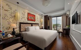 Golden Legend Boutique Hotel